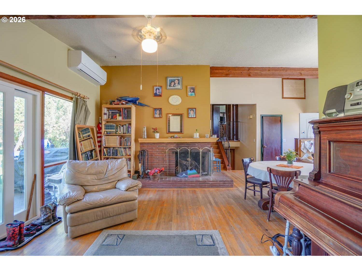 13639 Southeast Clay Street Portland, OR 97233 - Photo 12 of 36