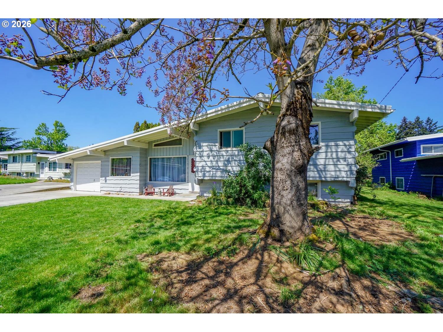 13639 Southeast Clay Street Portland, OR 97233 - Photo 3 of 36