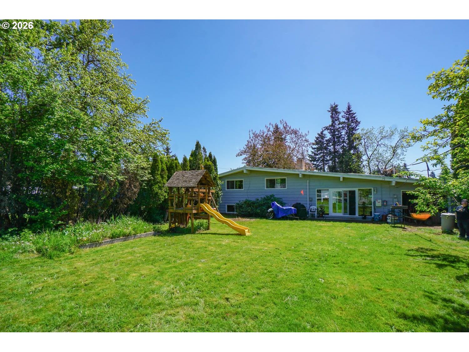 13639 Southeast Clay Street Portland, OR 97233 - Photo 35 of 36