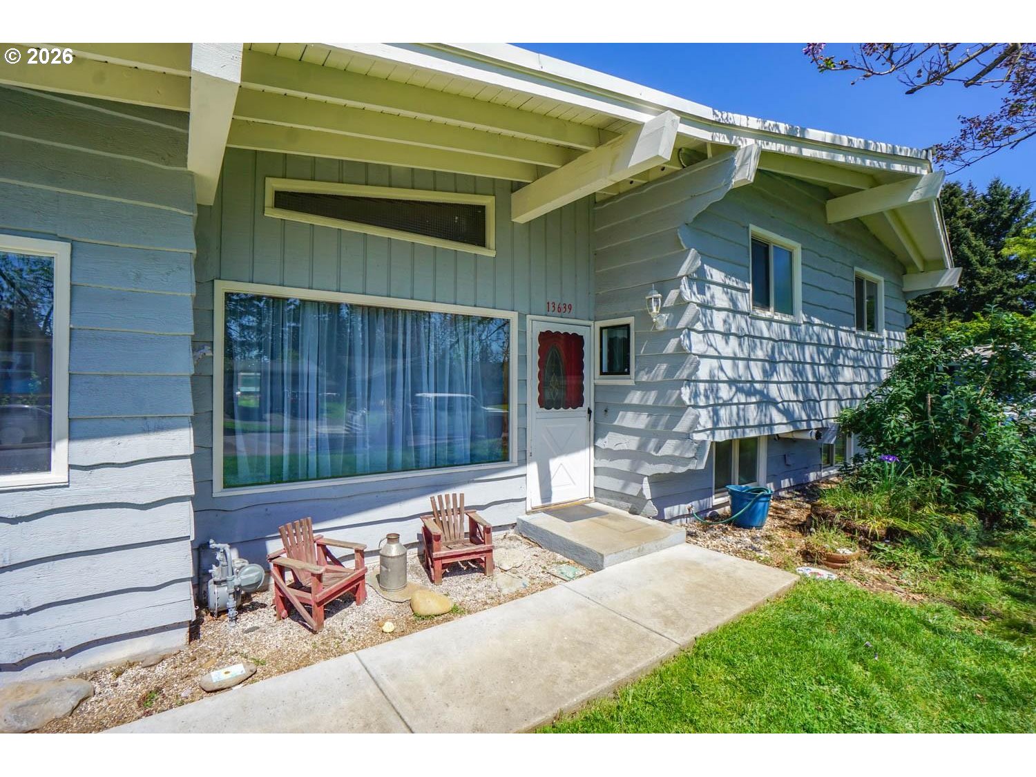 13639 Southeast Clay Street Portland, OR 97233 - Photo 5 of 36