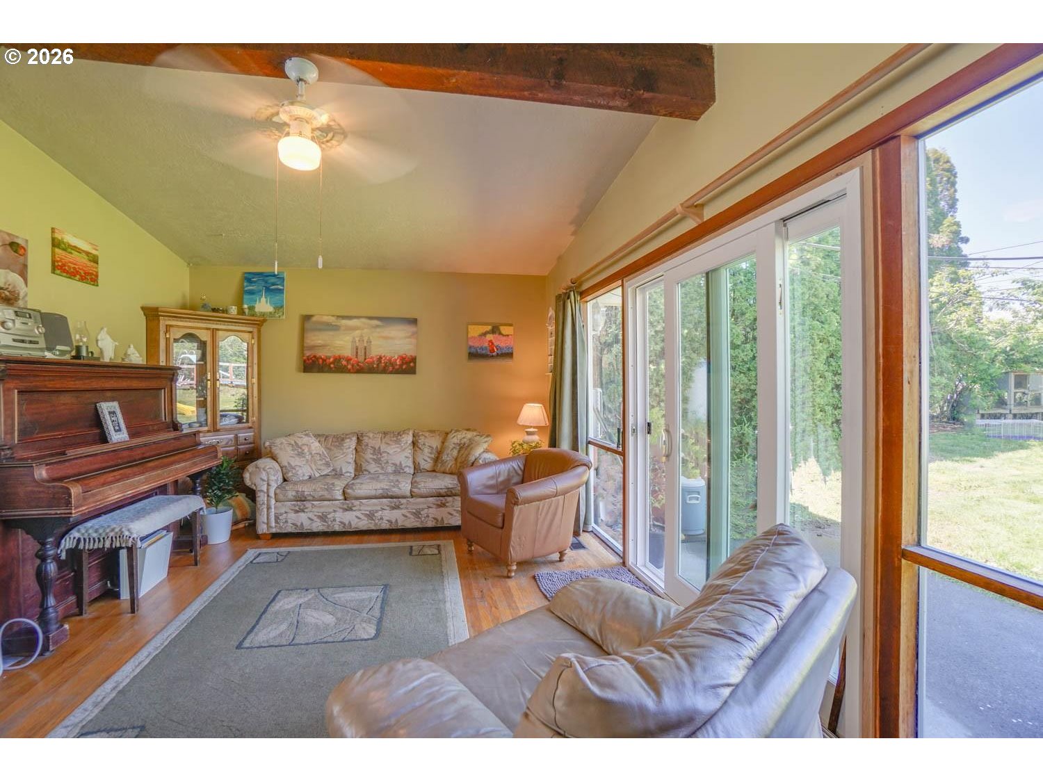 13639 Southeast Clay Street Portland, OR 97233 - Photo 10 of 36