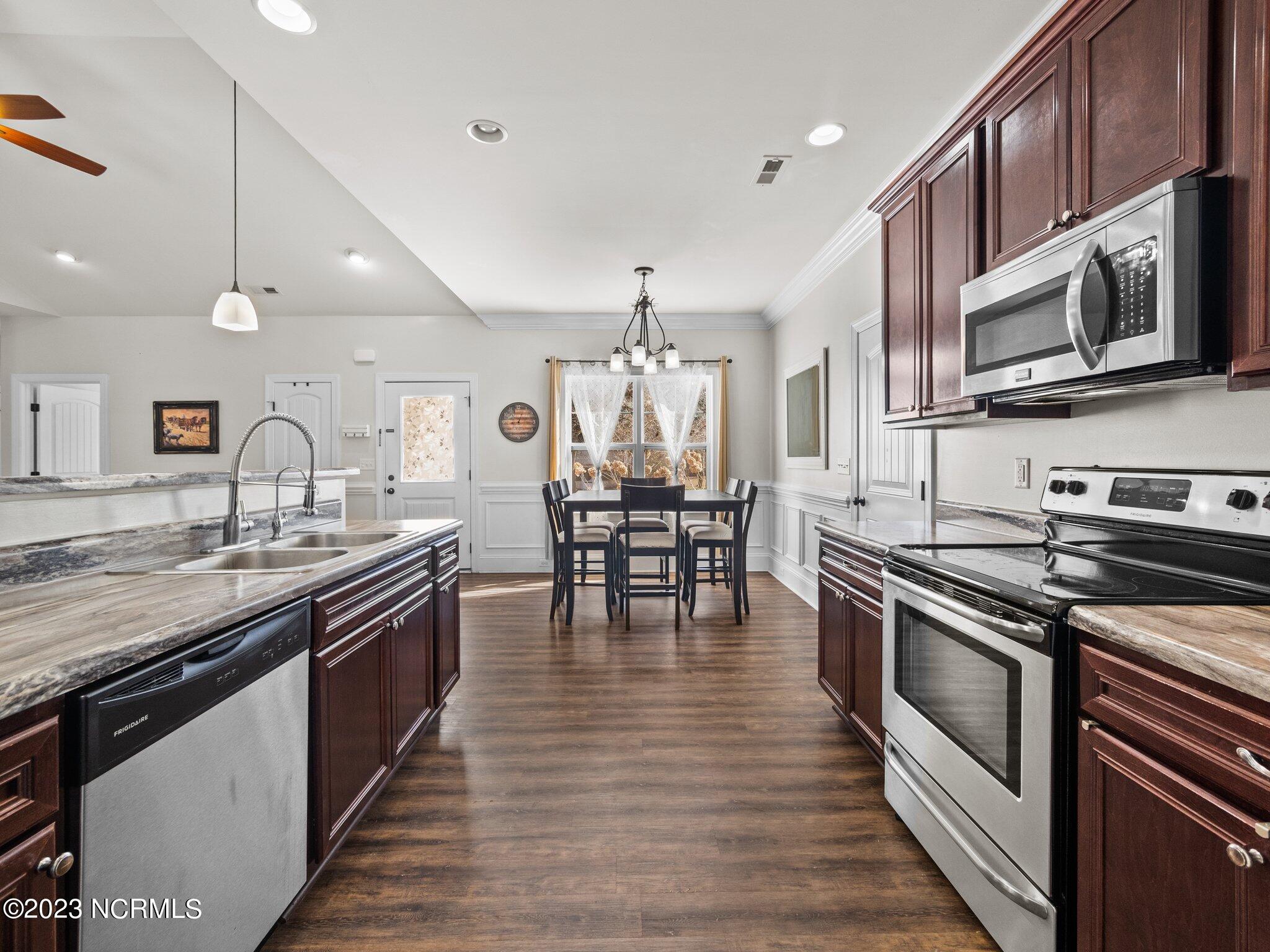 604 Tar Landing Road Holly Ridge, NC 28445 - Photo 33 of 50 33-web-or-mls-P2280324