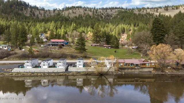 $1,925,000 | 88840 State Highway 3, St. Maries, ID 83861