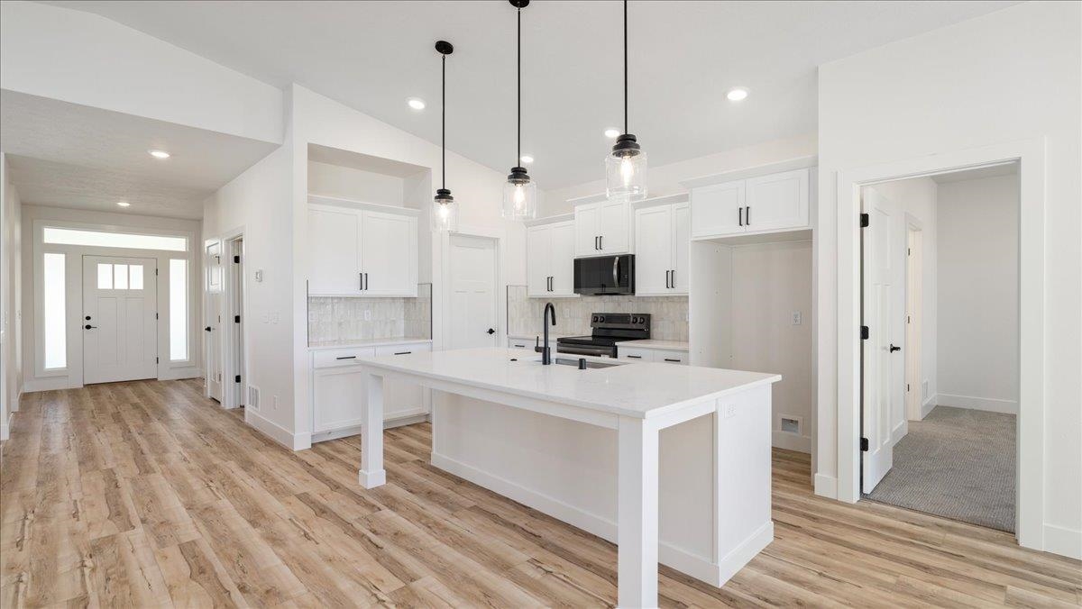 16785 North Wellington Road Colbert, WA 99005 - Photo 6 of 49