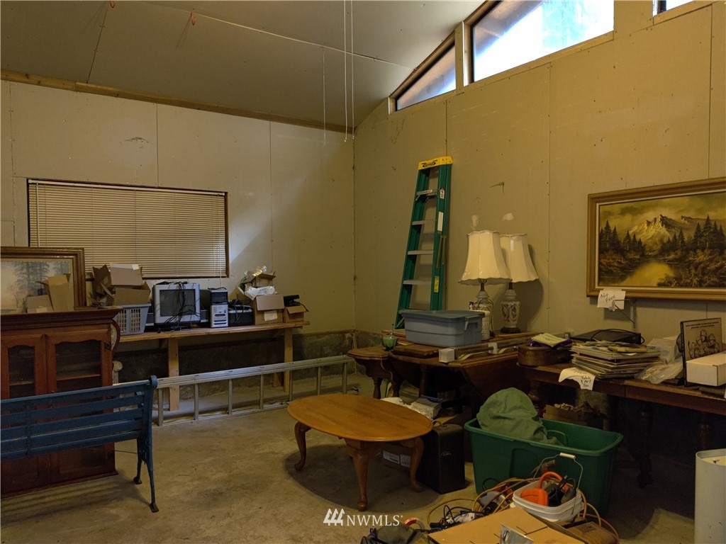 512 Newberg Road Snohomish, WA 98290 - Photo 26 of 32