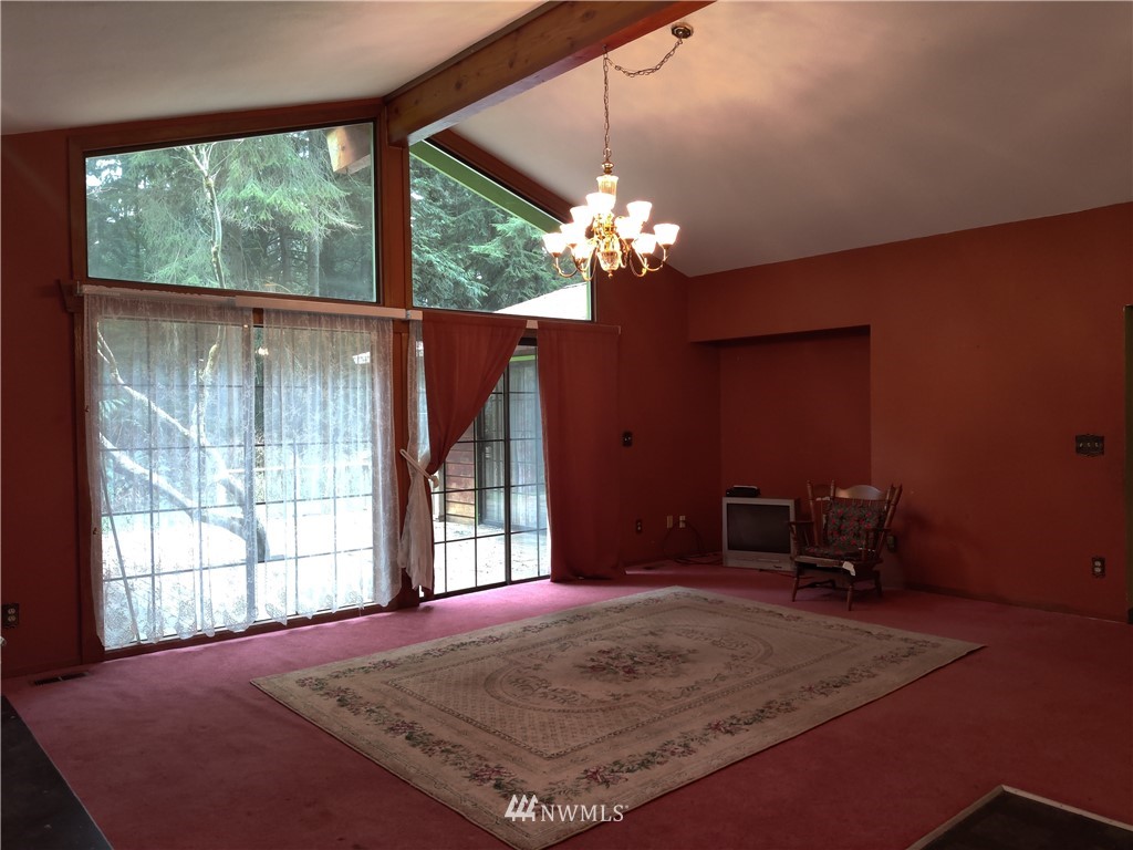 512 Newberg Road Snohomish, WA 98290 - Photo 4 of 32