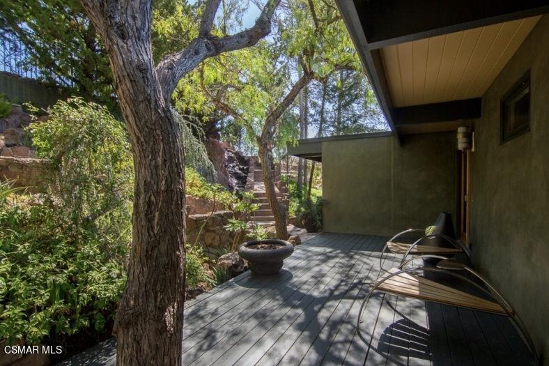 2023 Trentham Road Thousand Oaks, CA 91361 - Photo 1 of 1 a view of a backyard