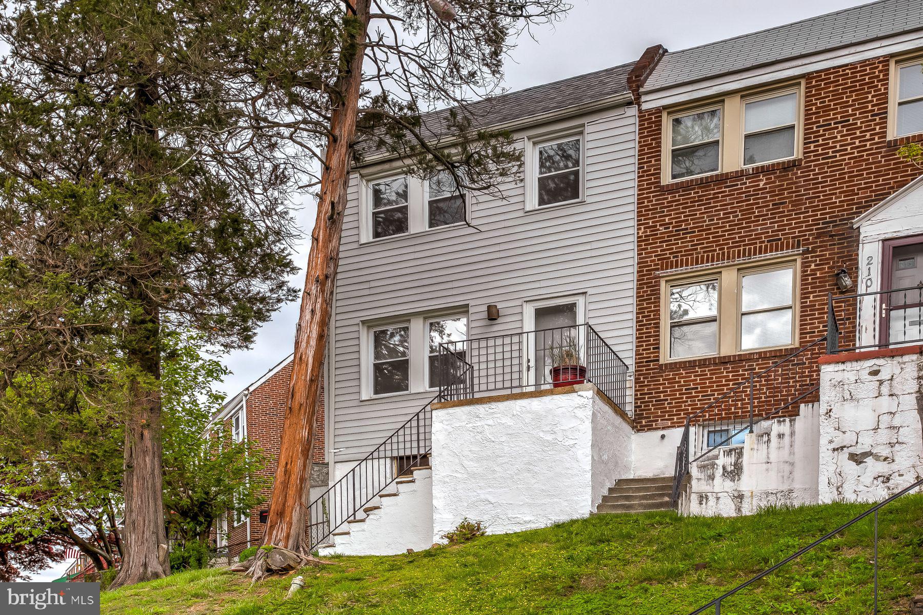 212 Grove Park Road Baltimore, MD 21225 - Photo 2 of 30 FRONT OF HOME