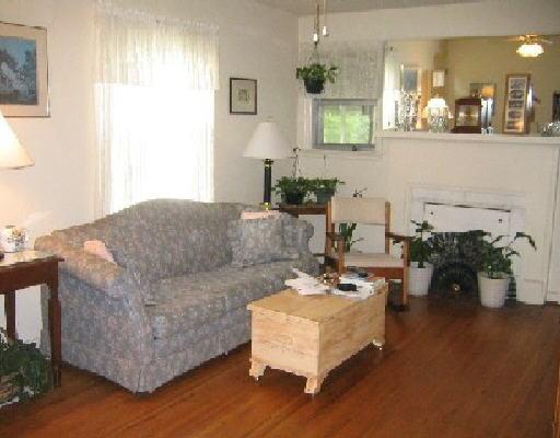 1865 Carlton Road Southwest Roanoke, VA 24015 - Photo 4 of 4 Listing Photo