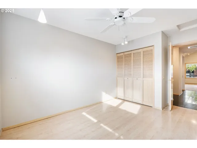 $290,000 | 14843 Northeast Sacramento Street, Unit 118, Portland, OR 97230