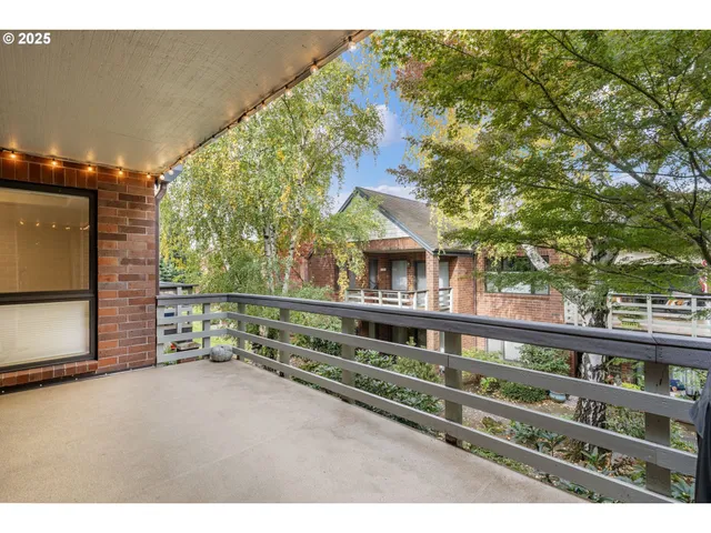 $290,000 | 14843 Northeast Sacramento Street, Unit 118, Portland, OR 97230