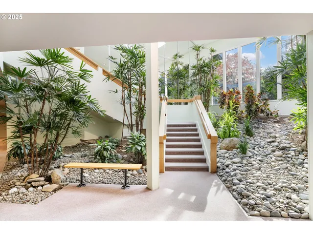 $290,000 | 14843 Northeast Sacramento Street, Unit 118, Portland, OR 97230