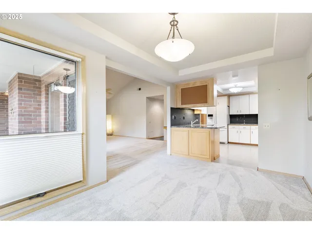 $290,000 | 14843 Northeast Sacramento Street, Unit 118, Portland, OR 97230