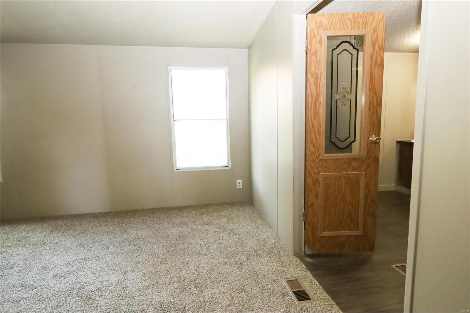 306 South East Street New Athens, IL 62264 - Photo 17 of 34