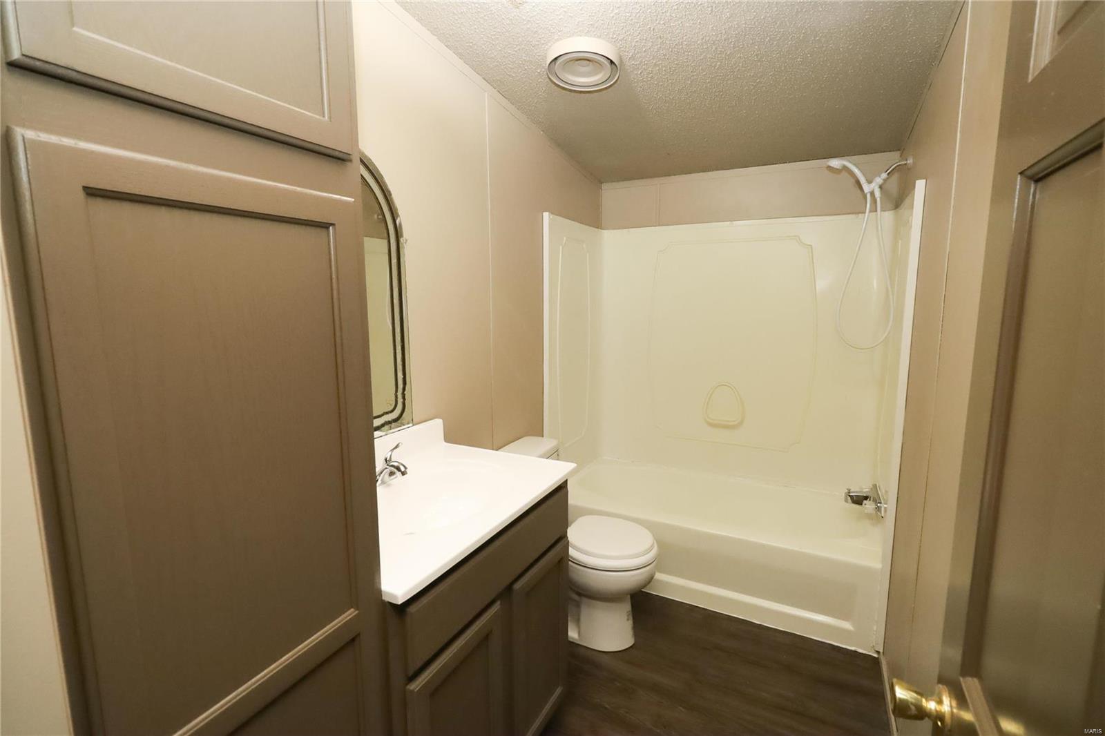 306 South East Street New Athens, IL 62264 - Photo 23 of 34