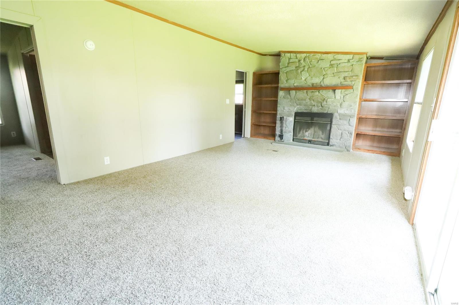 306 South East Street New Athens, IL 62264 - Photo 7 of 34