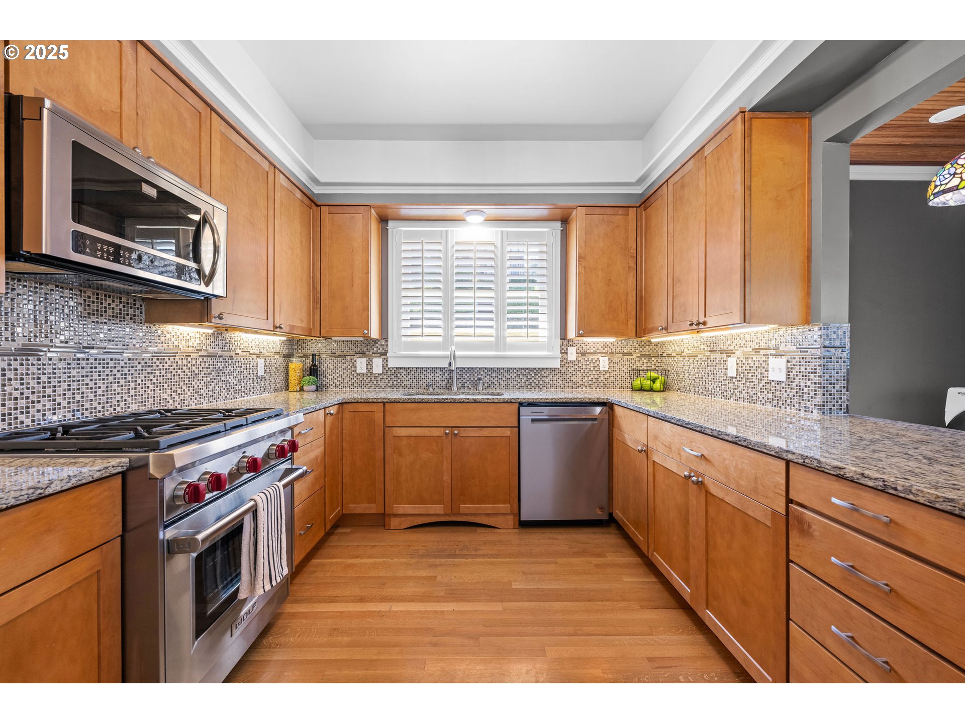 677 17th Street Astoria, OR 97103 - Photo 18 of 35 Kitchen