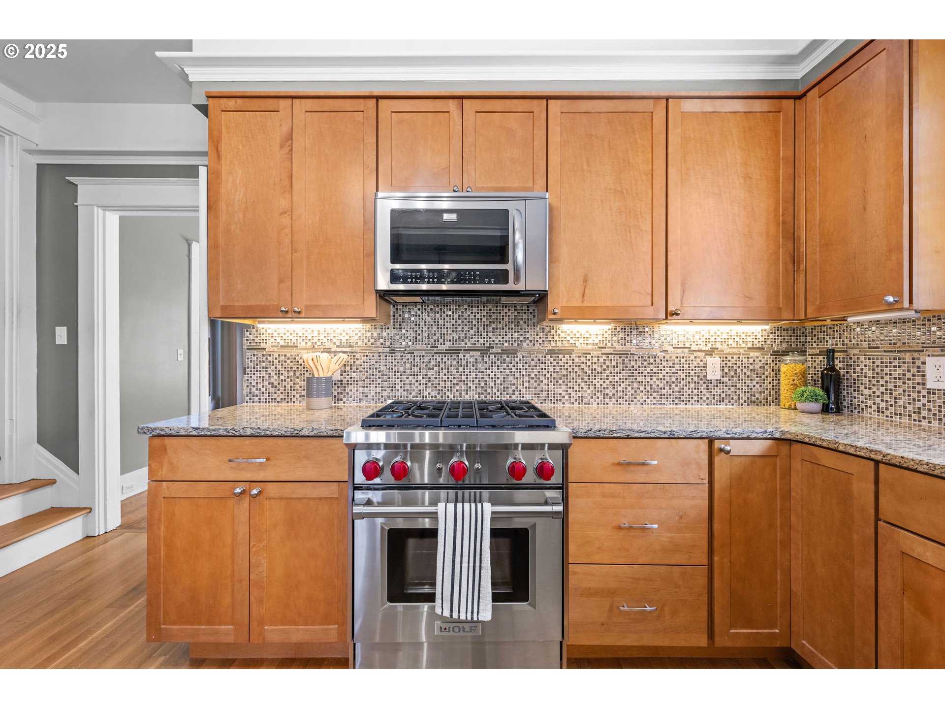 677 17th Street Astoria, OR 97103 - Photo 19 of 35 Kitchen