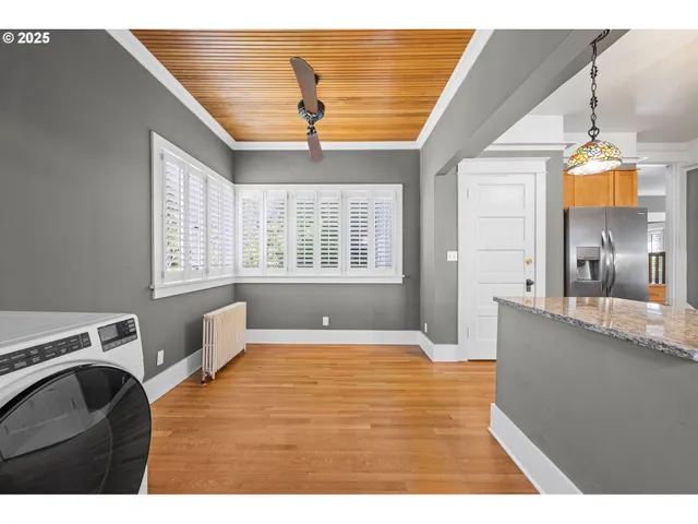 $650,000 | 677 17th Street, Astoria, OR 97103