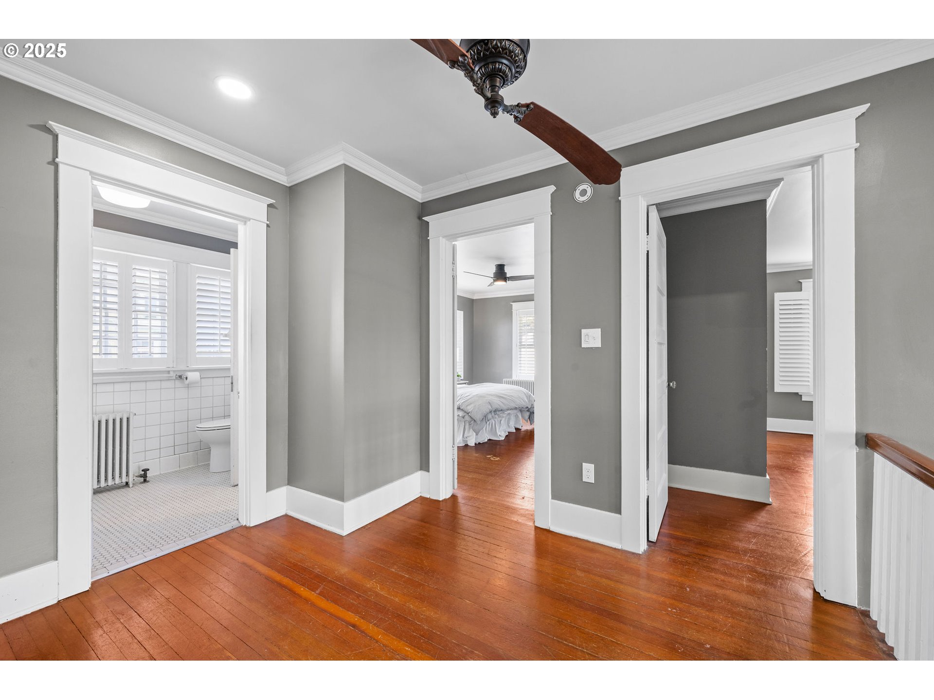 677 17th Street Astoria, OR 97103 - Photo 28 of 35 Hallway