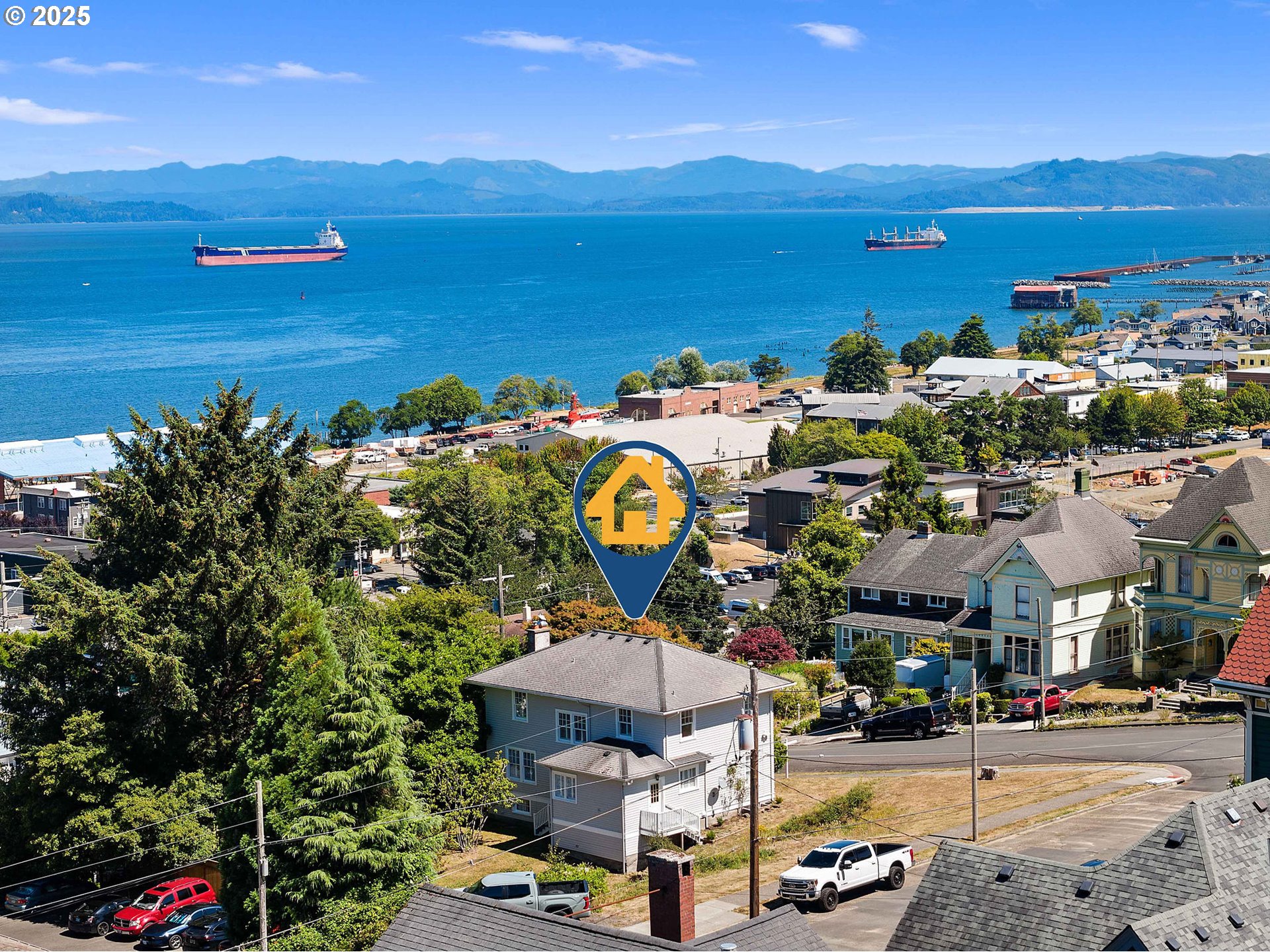 677 17th Street Astoria, OR 97103 - Photo 3 of 35 Drone View/UAV