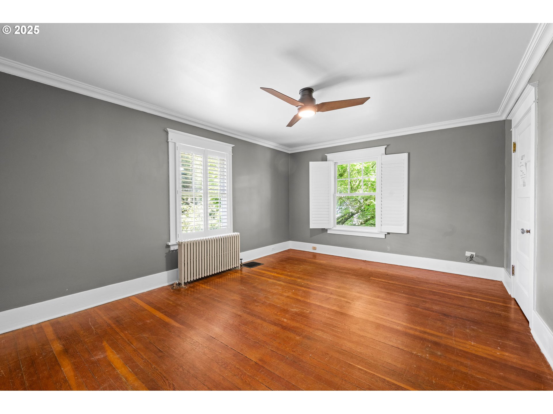 677 17th Street Astoria, OR 97103 - Photo 33 of 35 Bedroom