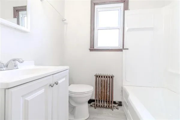 $995 | 825 5th Avenue, Unit 1, East McKeesport, PA 15035