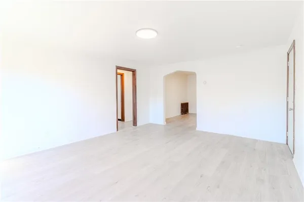 $995 | 825 5th Avenue, Unit 1, East McKeesport, PA 15035