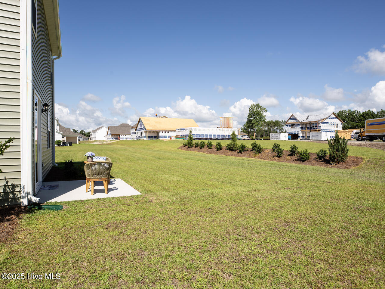 412 Matthews Farm Road, Unit LOT 186 Hubert, NC 28539 - Photo 42 of 57 SurfsideLanding20815brDRHL33A8-048-046-1