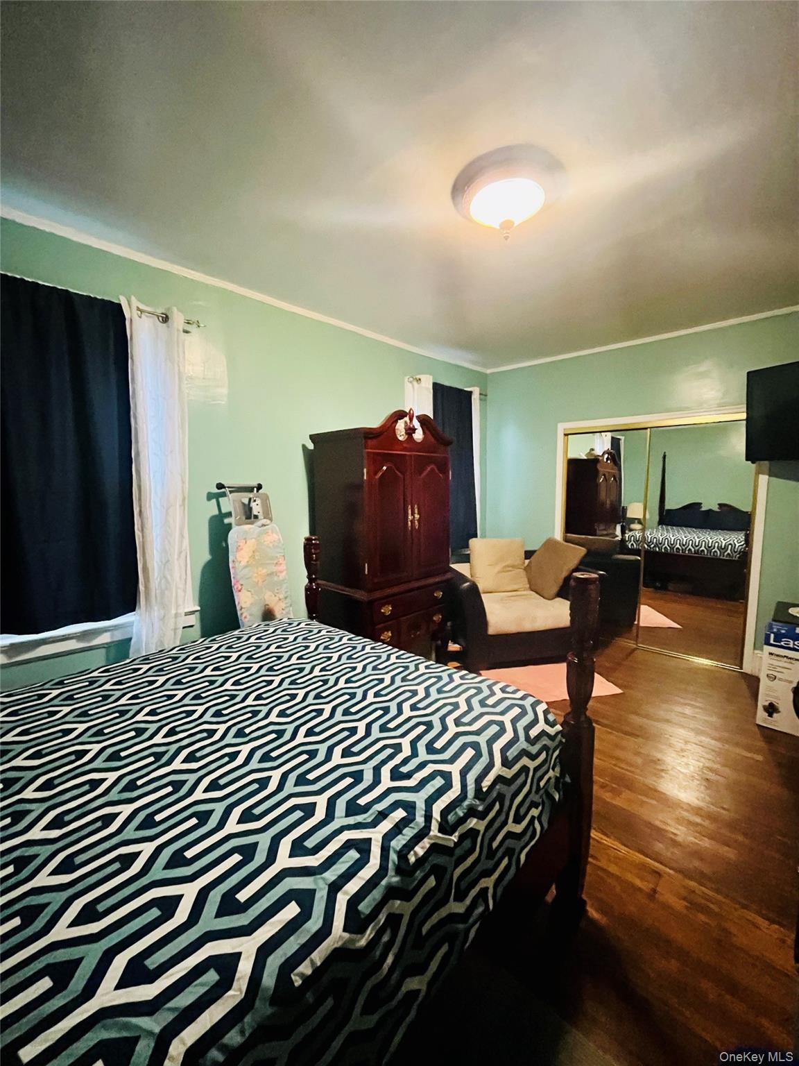41 Rochelle Terrace Mount Vernon, NY 10550 - Photo 11 of 18 First Floor bedroom #2 which is Primary