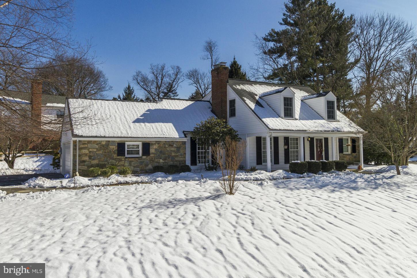 Exceptional Curb Appeal!