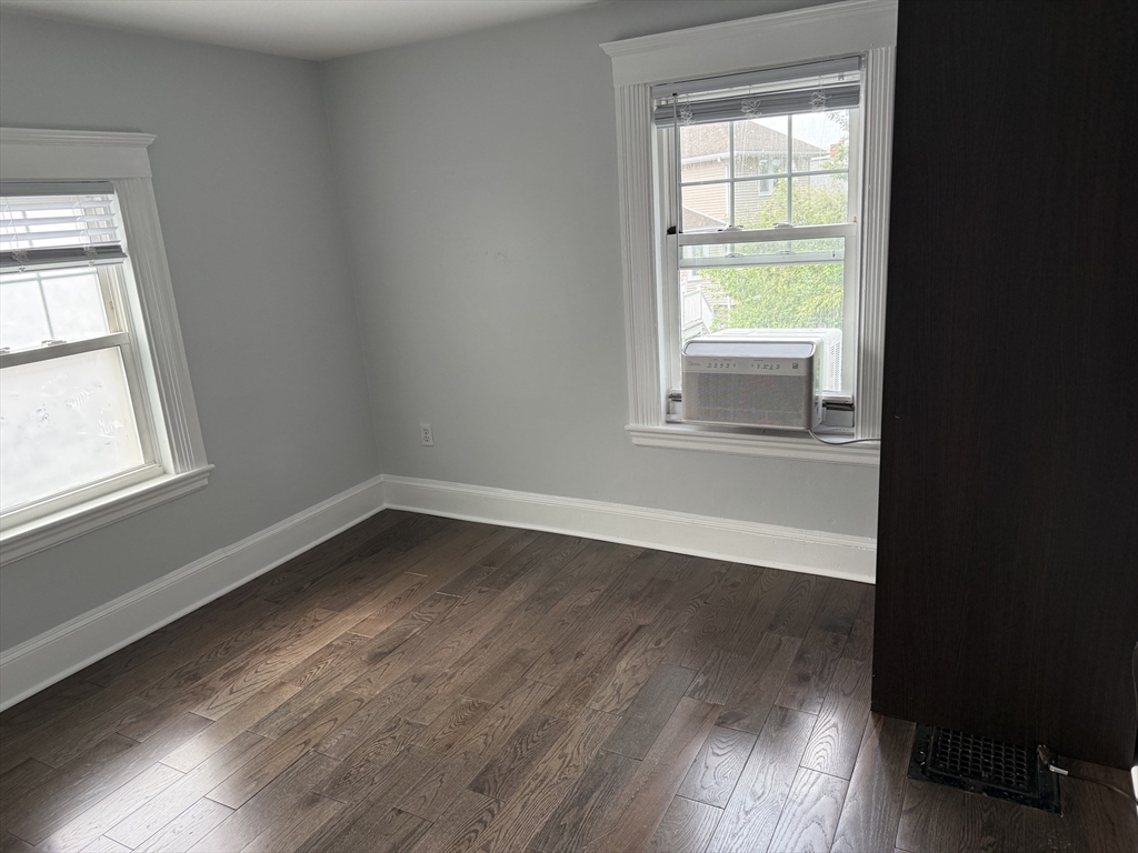 292 Billings Road Quincy, MA 02170 - Photo 10 of 20