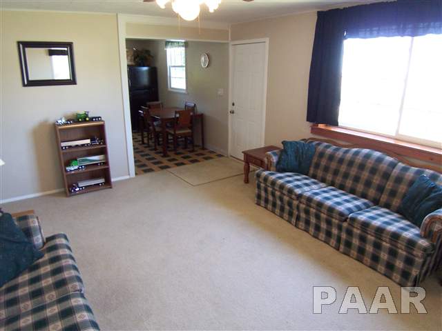 15726 North Centerville Road Edelstein, IL 61526 - Photo 4 of 15 Gallery Image 4