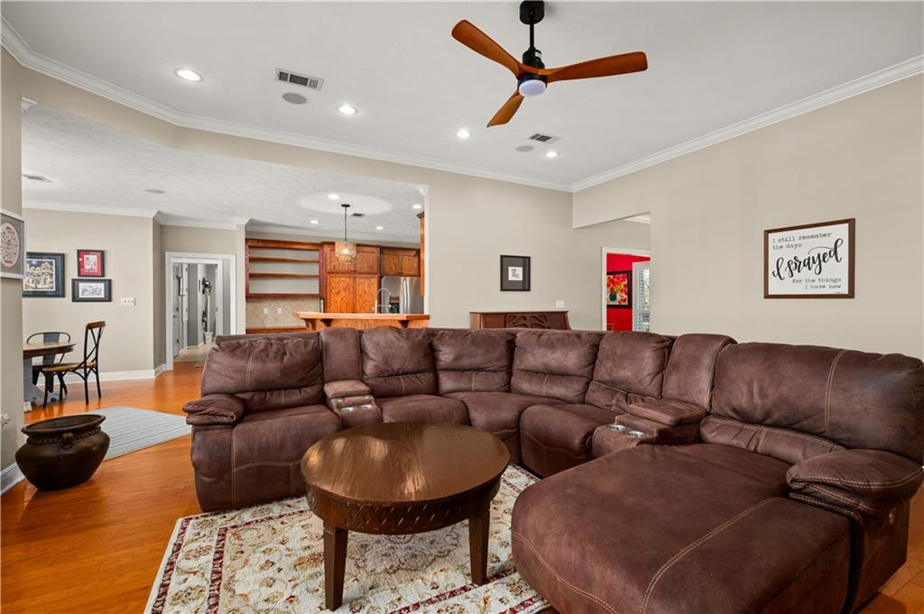 3832 Rigolette Road Pineville, LA 71360 - Photo 8 of 39
