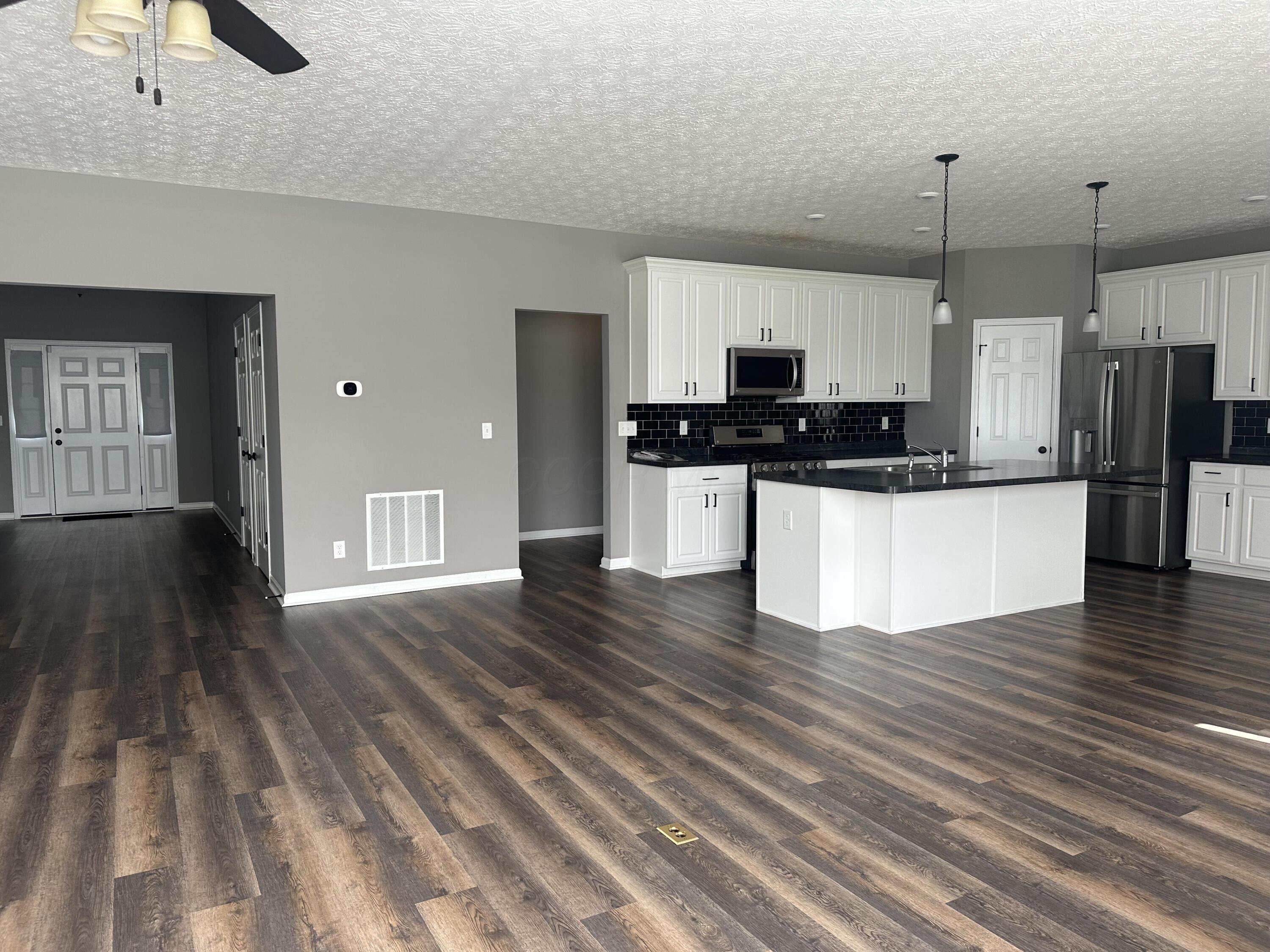2434 Pickerington Road Carroll, OH 43112 - Photo 27 of 89 023