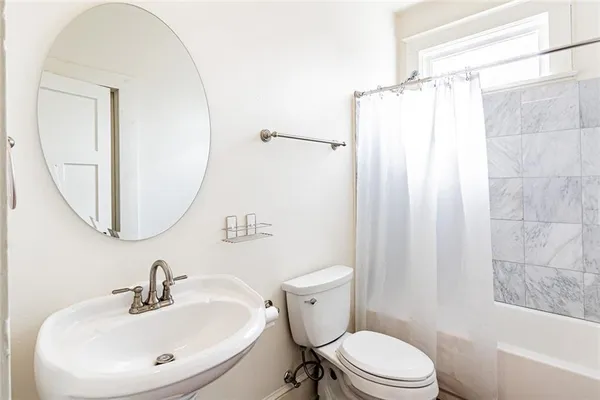 $2,400 | 4423 Baccich Street, New Orleans, LA 70122