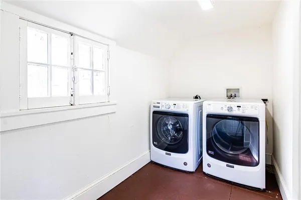 $2,400 | 4423 Baccich Street, New Orleans, LA 70122