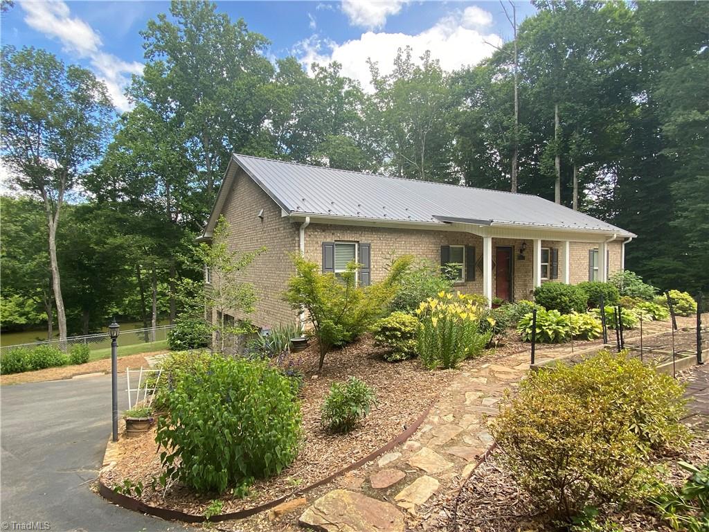 1340 Forge Mill Road King, NC 27021 - Photo 15 of 50