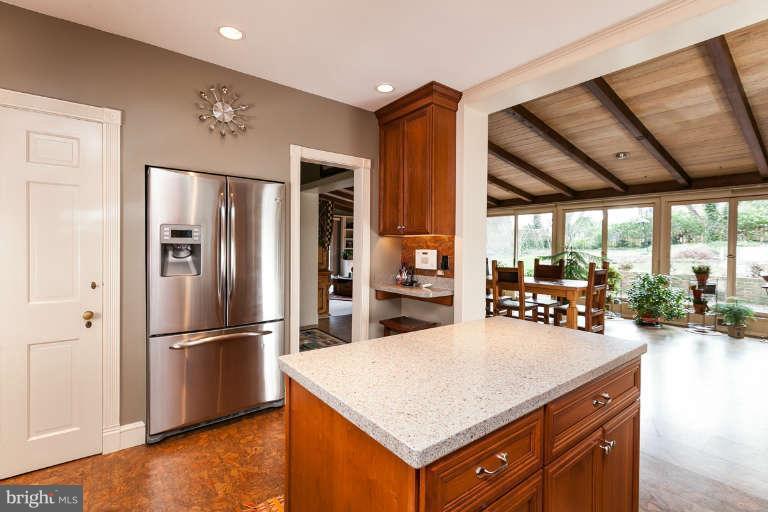 117 St Dunstans Road Baltimore, MD 21212 - Photo 13 of 28 Kitchen