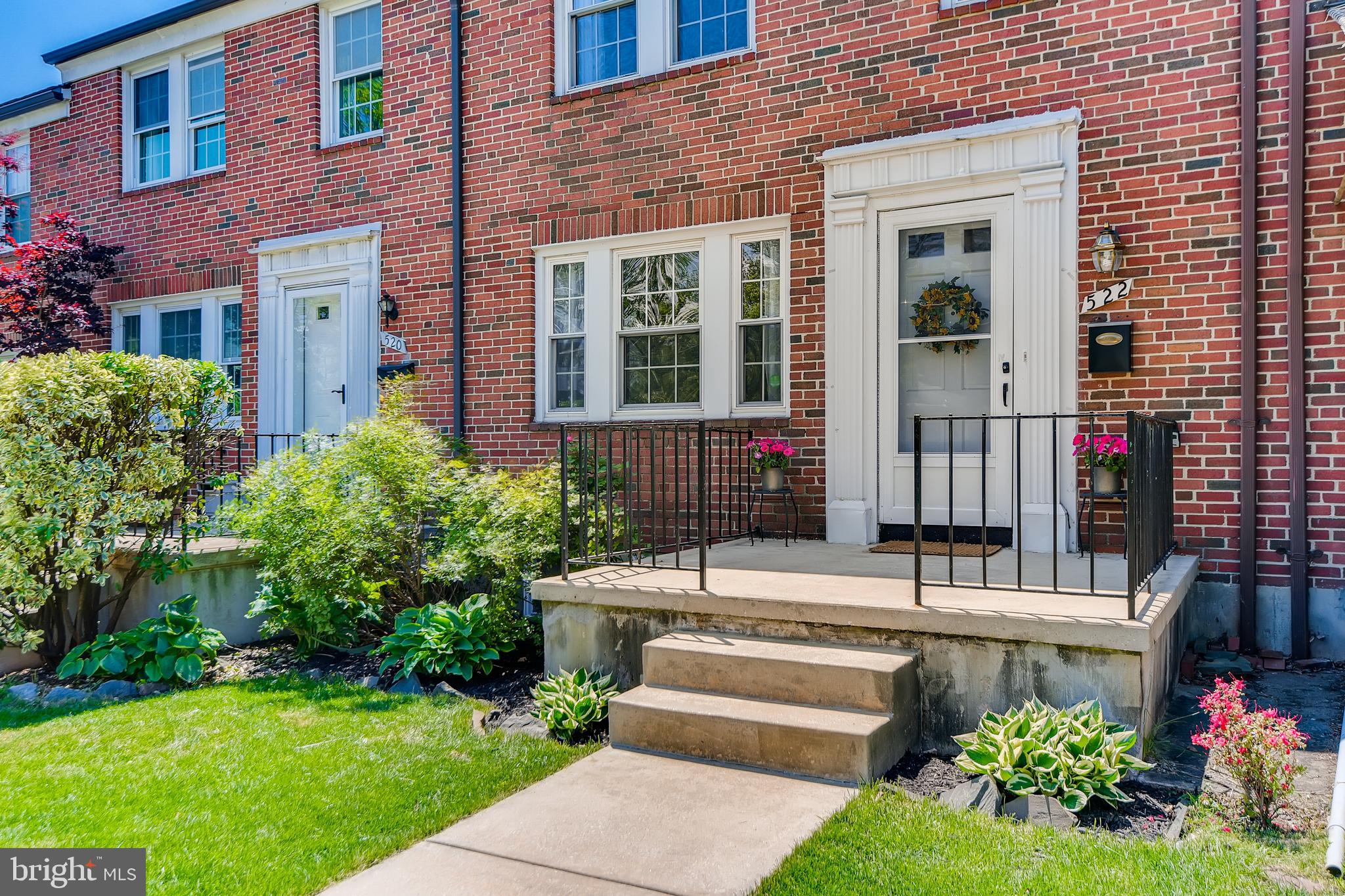 522 Academy Road Baltimore, MD 21228 - Photo 2 of 28