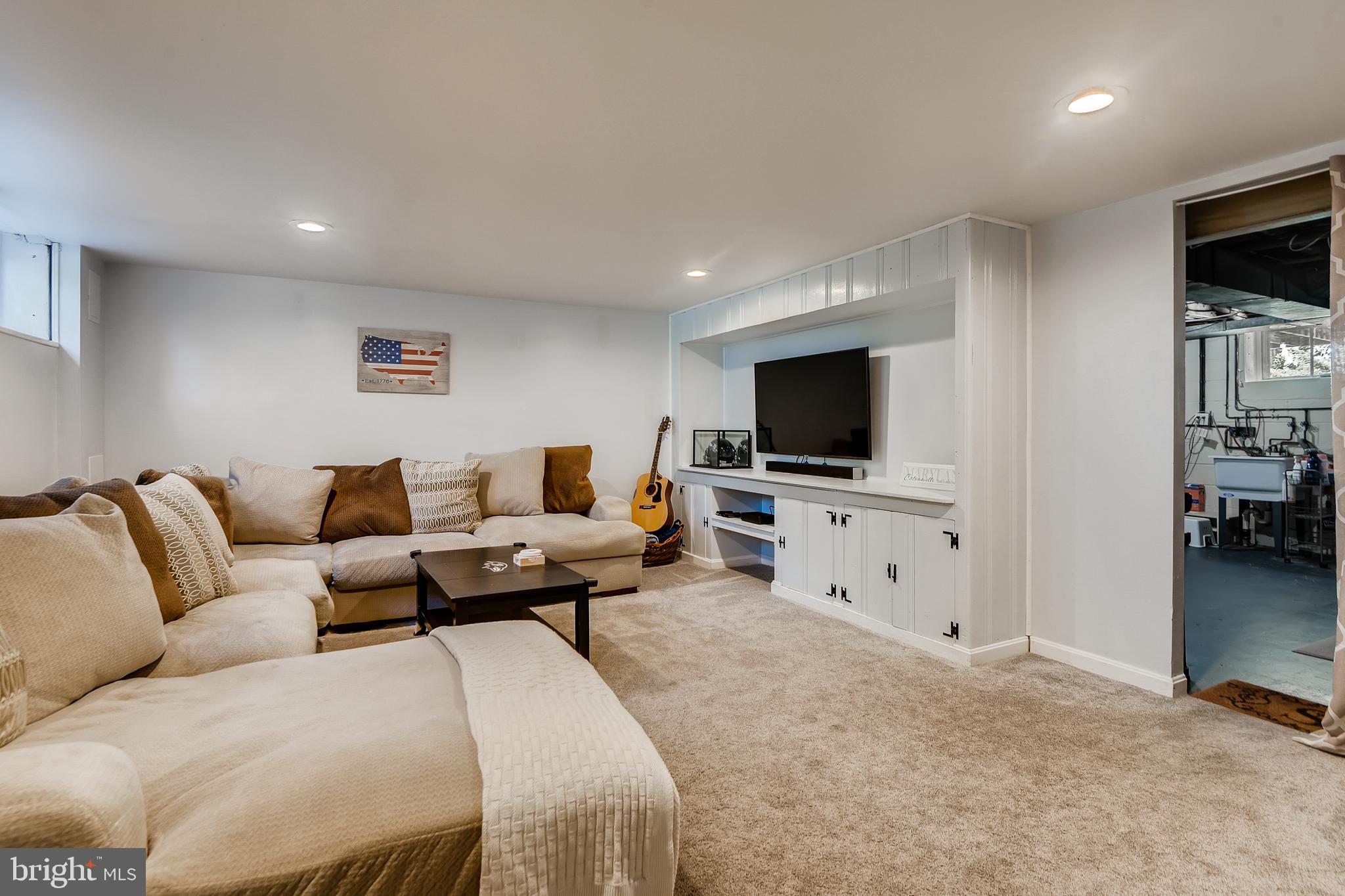 522 Academy Road Baltimore, MD 21228 - Photo 21 of 28