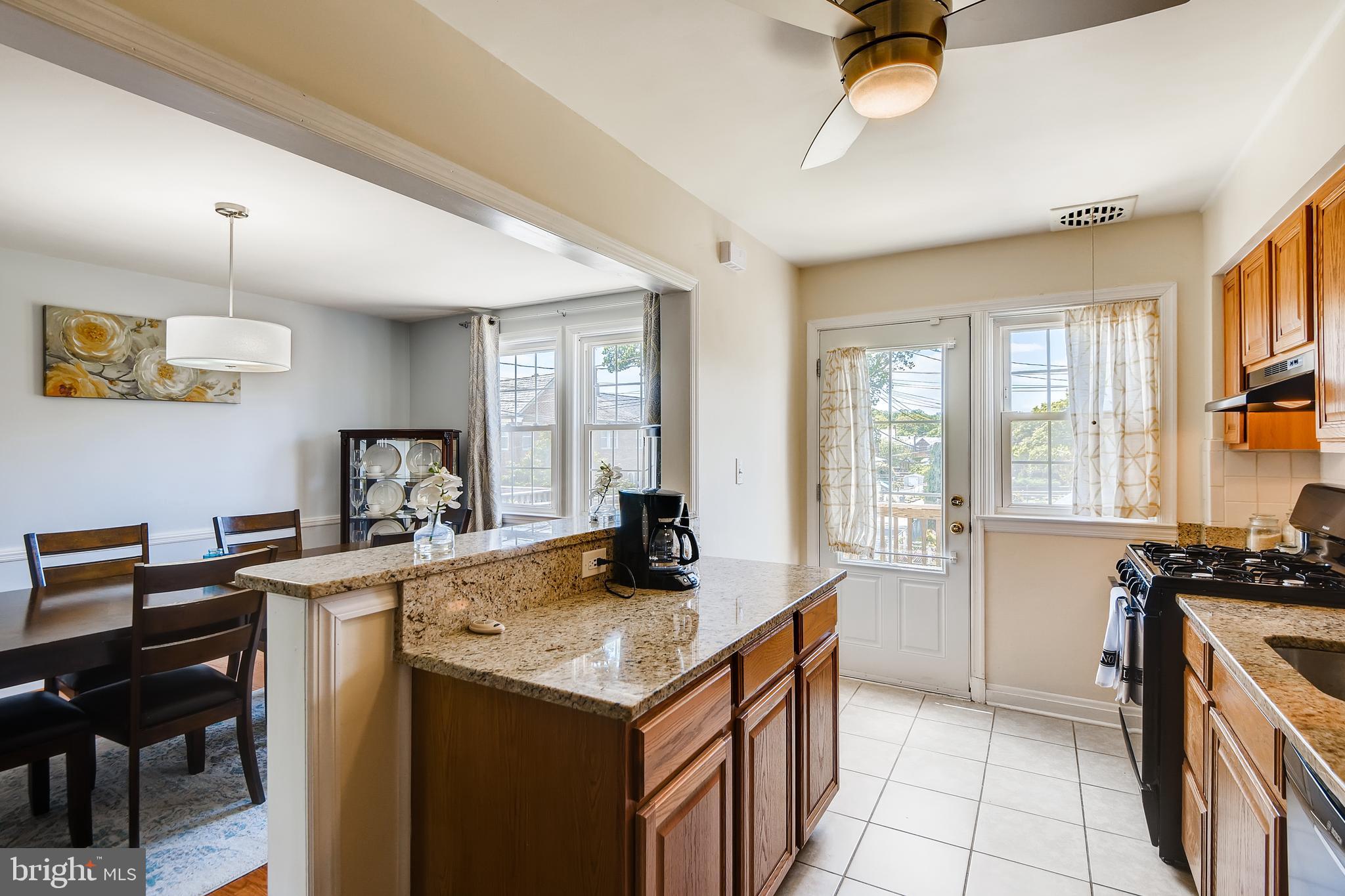 522 Academy Road Baltimore, MD 21228 - Photo 9 of 28