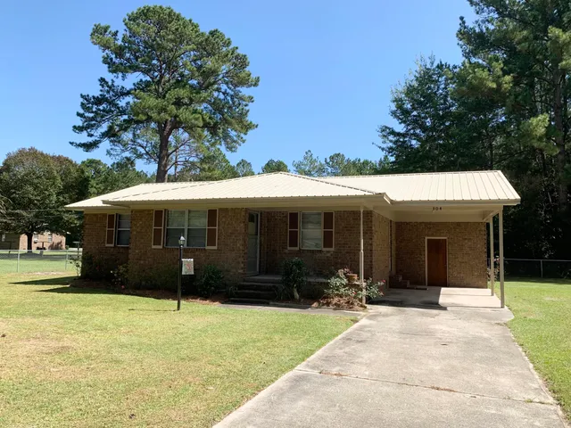 $1,250 | 304 Gadsden Loop, Walterboro, SC 29488