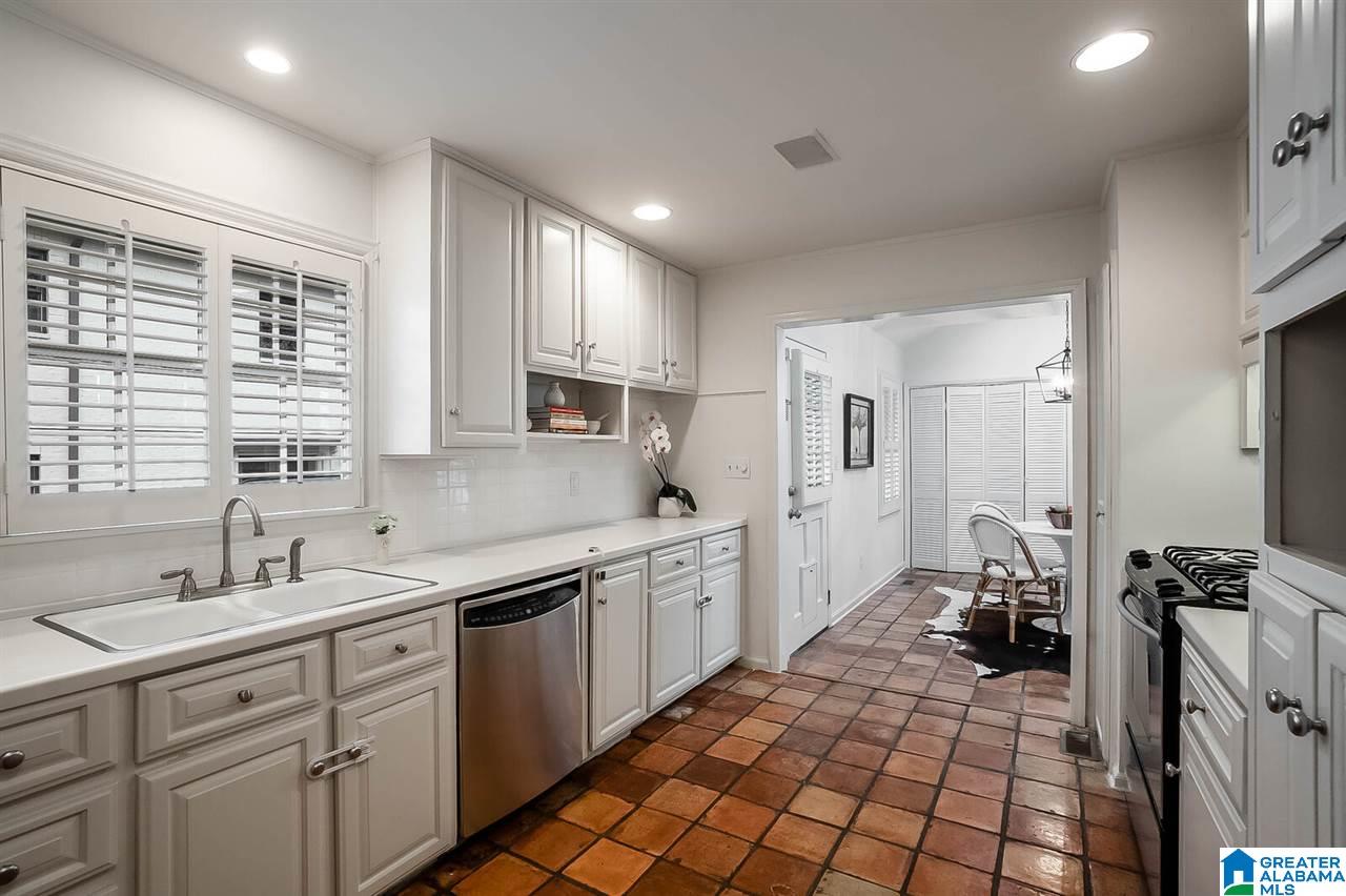 25 Spring Street Birmingham, AL 35213 - Photo 18 of 45