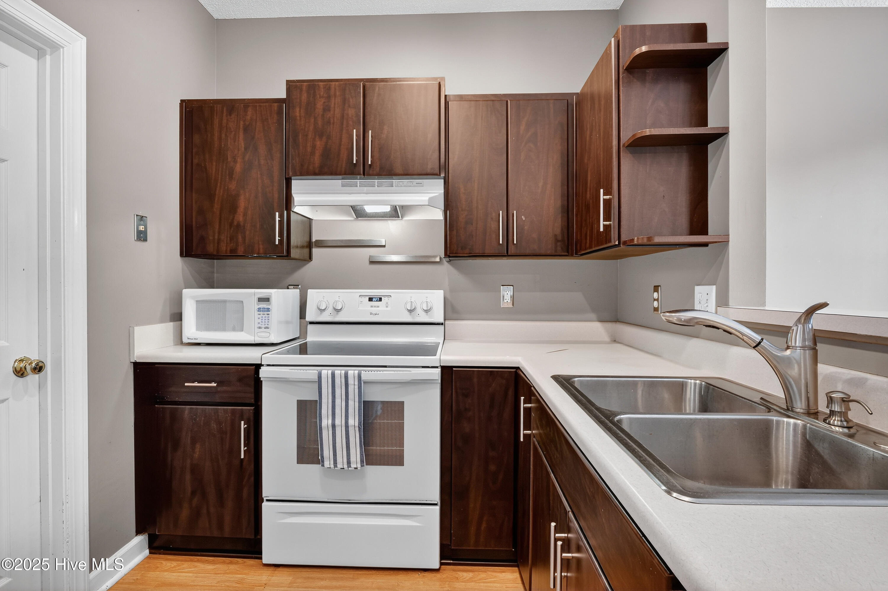 321 South Kerr Avenue, Unit 151 Wilmington, NC 28403 - Photo 12 of 27 012_008_p2244862_57