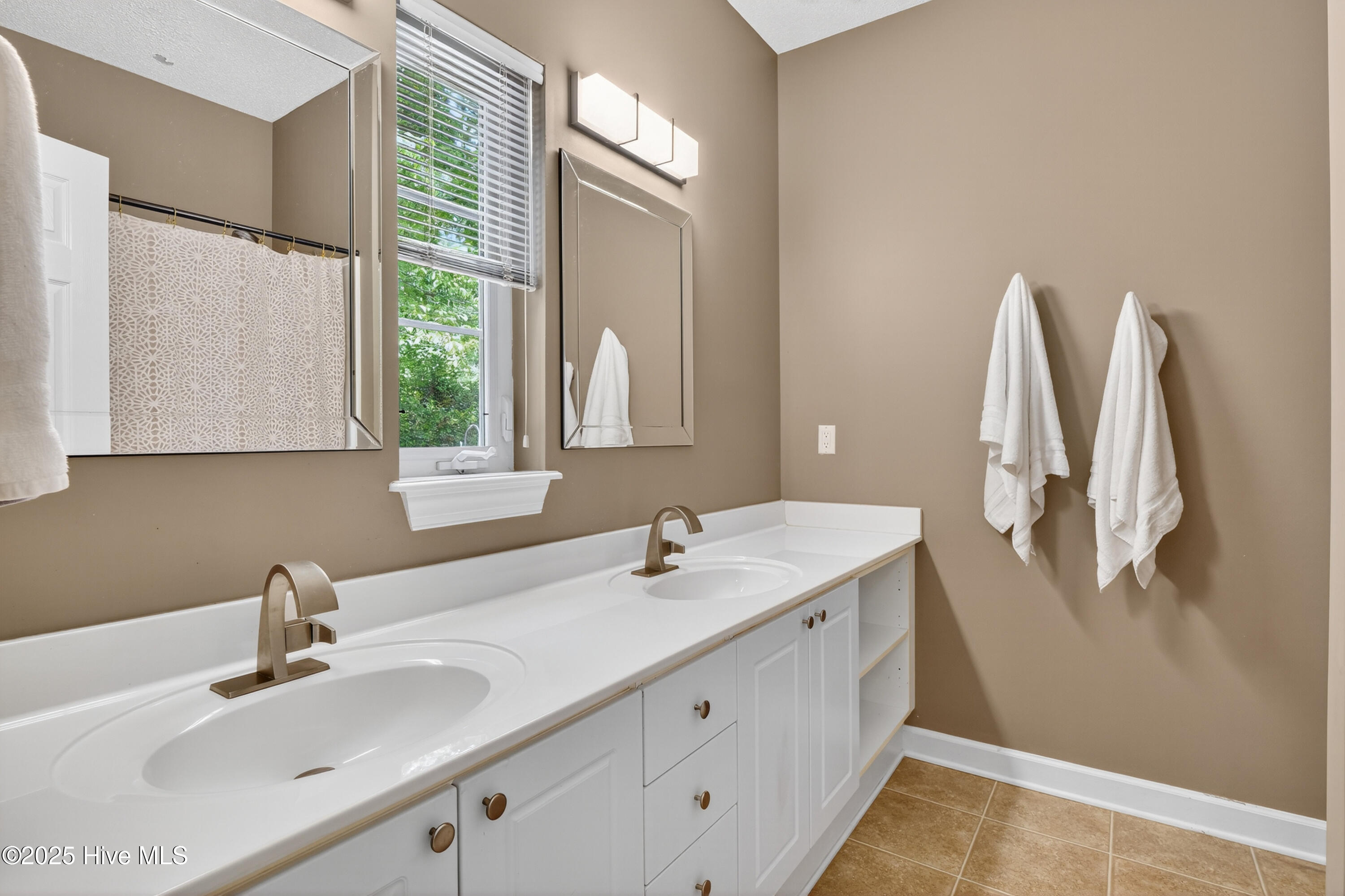 321 South Kerr Avenue, Unit 151 Wilmington, NC 28403 - Photo 17 of 27 017_013_p2244897_205