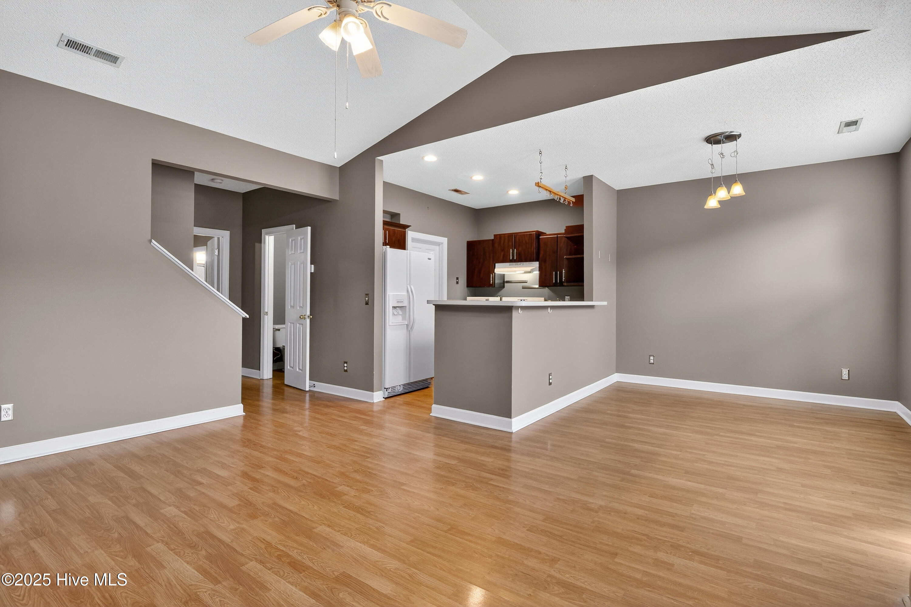 321 South Kerr Avenue, Unit 151 Wilmington, NC 28403 - Photo 7 of 27 007_003_p2244819_672