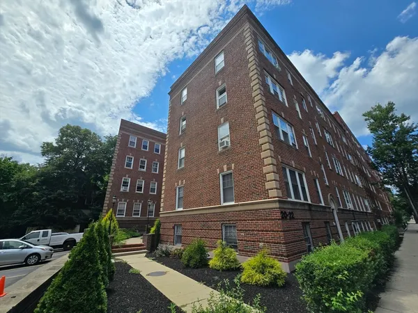 $485,000 | 22 Concord Avenue, Unit 11, Cambridge, MA 02138