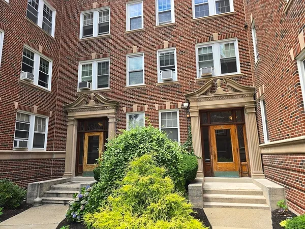 $485,000 | 22 Concord Avenue, Unit 11, Cambridge, MA 02138