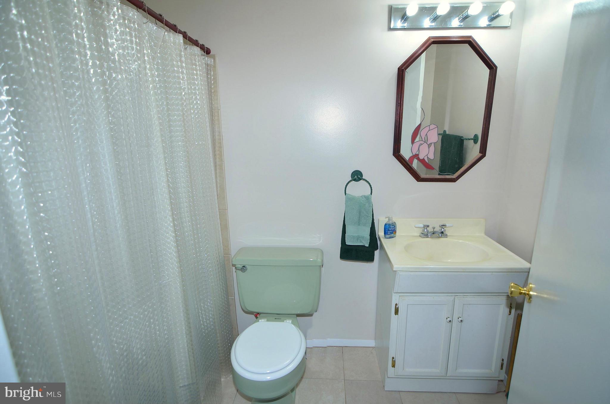 936 Fall Ridge Way Gambrills, MD 21054 - Photo 18 of 21 Full Bath on Upper Level